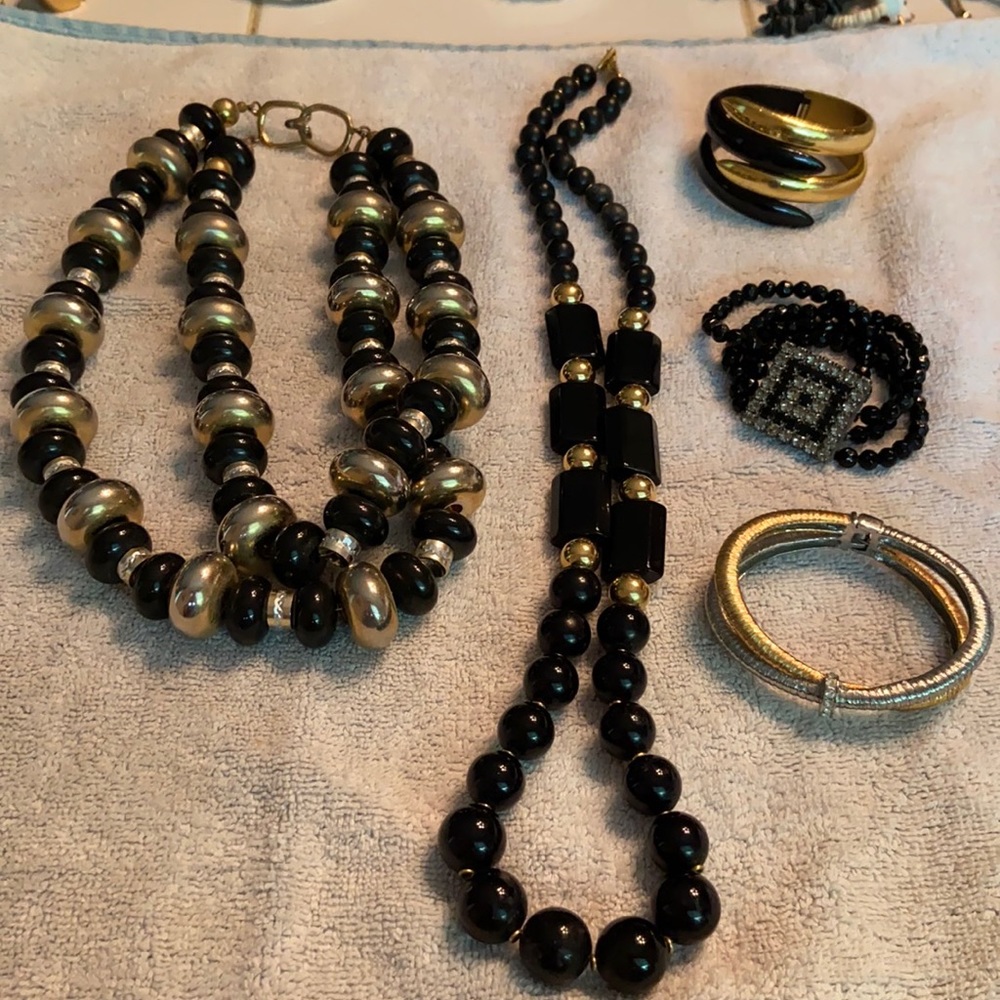 Jewelry lot#4 - Black Gold Silver Sparkles